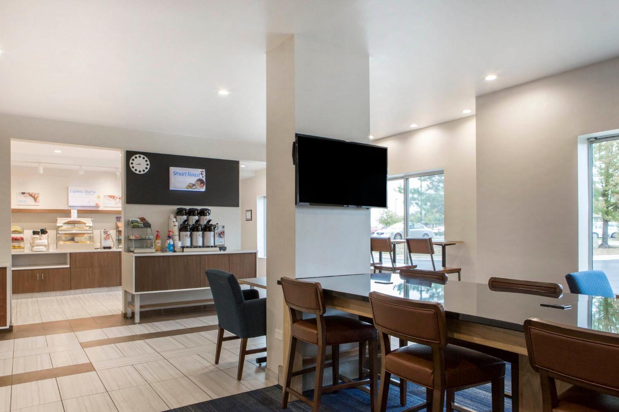 Holiday Inn Express And Suites Chicago West - St Charles By Ihg Saint Charles Exterior foto